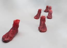 kunst - Ingrid Slaa - beeld - voeten - siliconen