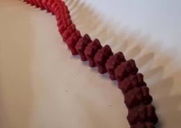 kunst - Ingrid Slaa - beeld - vuisten - wax